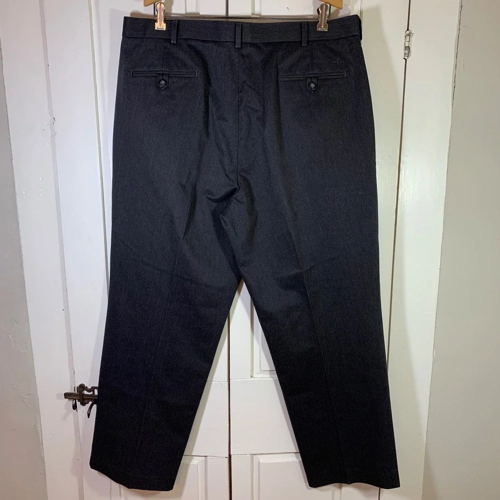Dockers‎ Premium Men's Charcoal Gray Relaxed Fit Dress Pants Size 38x29 Basic